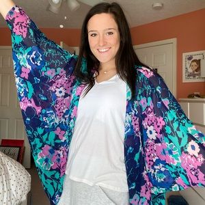 🌟Charming Charlie Kimono🌟